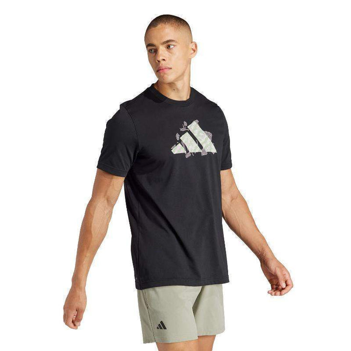 Camiseta gráfica Adidas AO preta