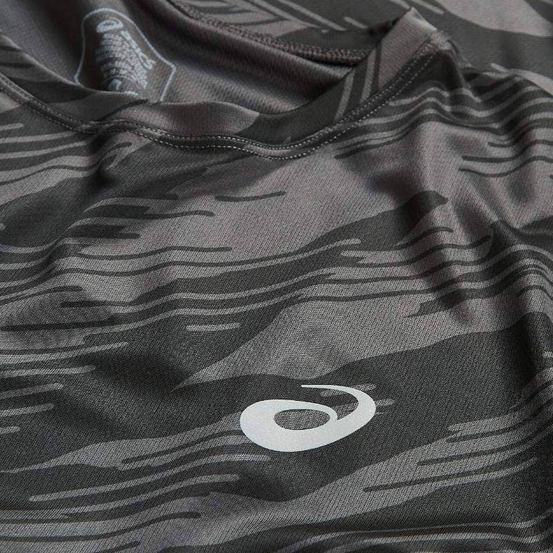 Camiseta Asics Core SS cinza grafite preto